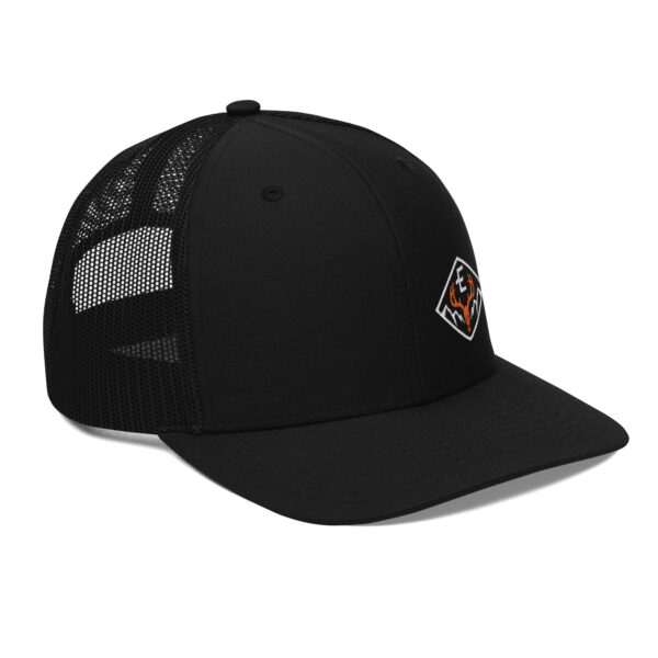 snapback trucker cap black right front 662ea7347cf06