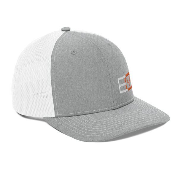 snapback trucker cap heather grey white right front 662e737833f18